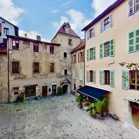 De Charme Au Coeur De La Vieille